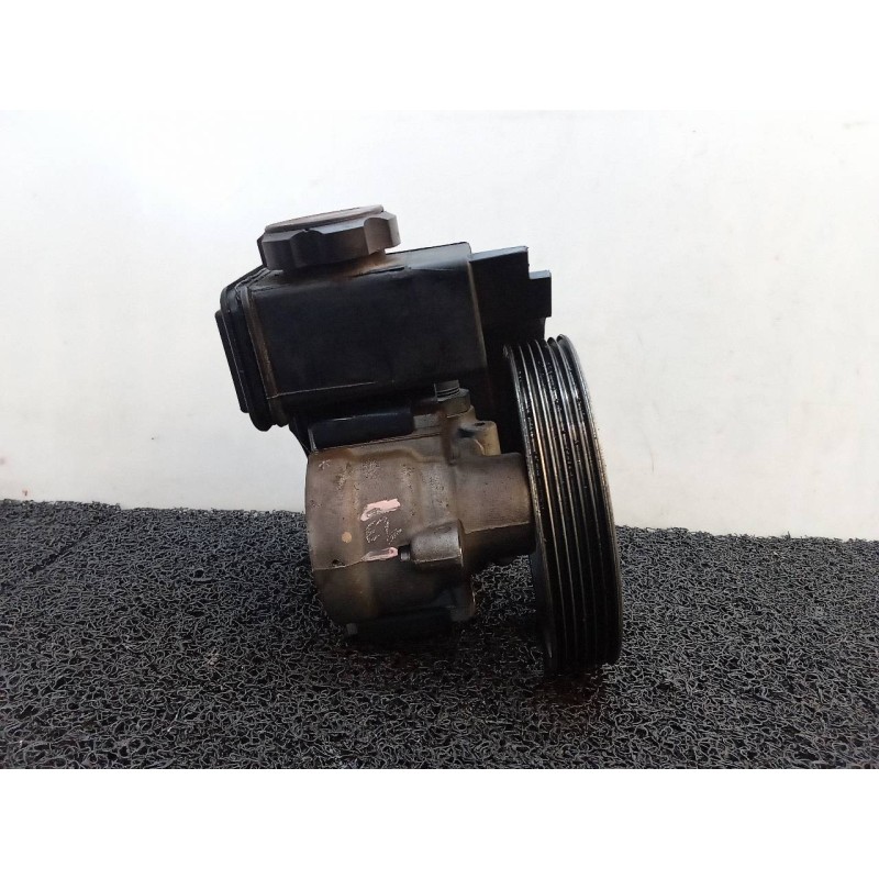 Recambio de bomba direccion para peugeot 206+ básico referencia OEM IAM 9686525080 - Blanco 3