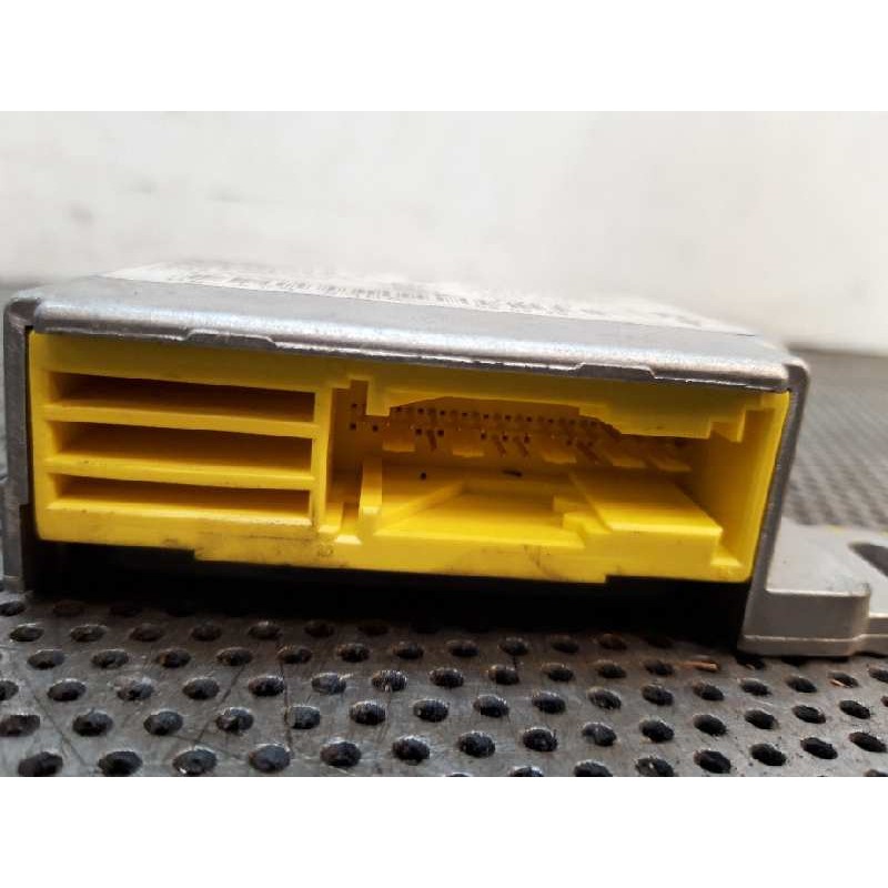Recambio de centralita airbag para dacia logan ambiance referencia OEM IAM 8200307188A 0285001650 4