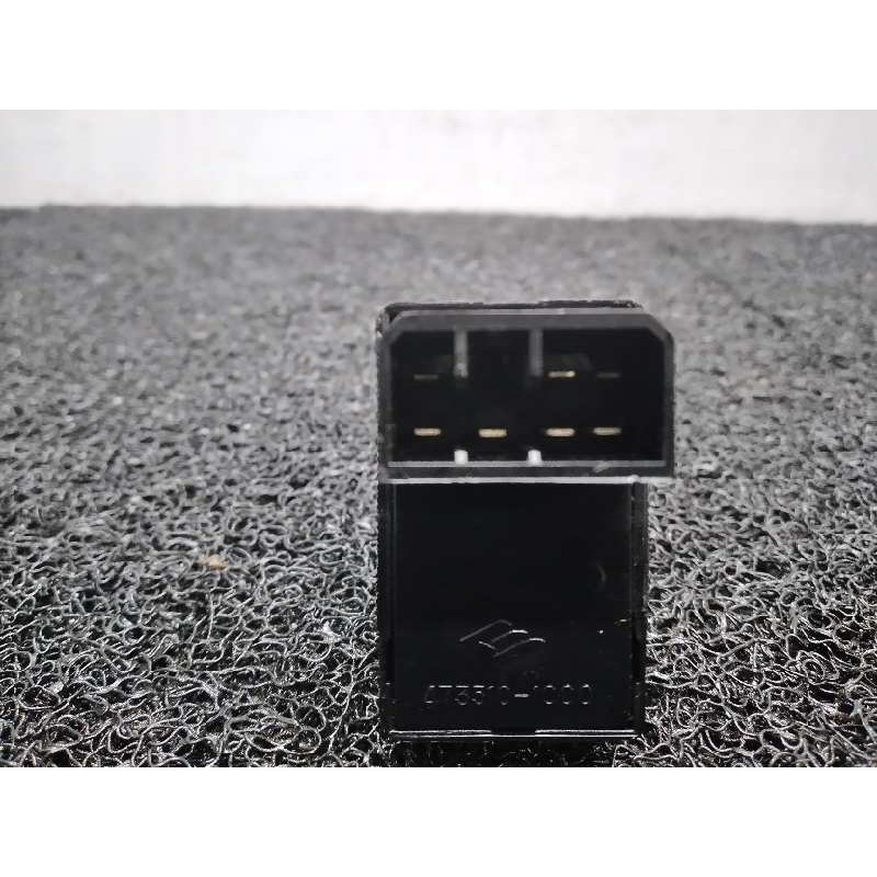 Recambio de mando elevalunas trasero derecho para kia carens 1.8 ls monovolumen referencia OEM IAM - Azul 2