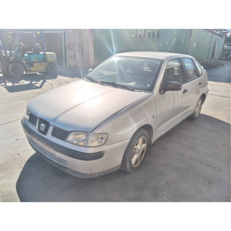 seat cordoba berlina (6k2) del año 2000