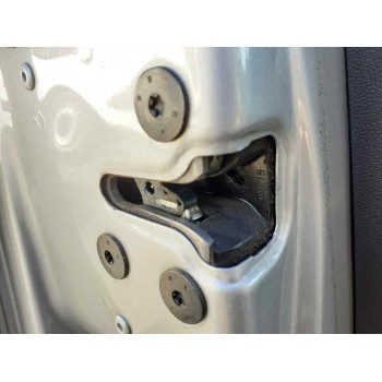 CERRADURA PUERTA DELANTERA IZQUIERDA 
