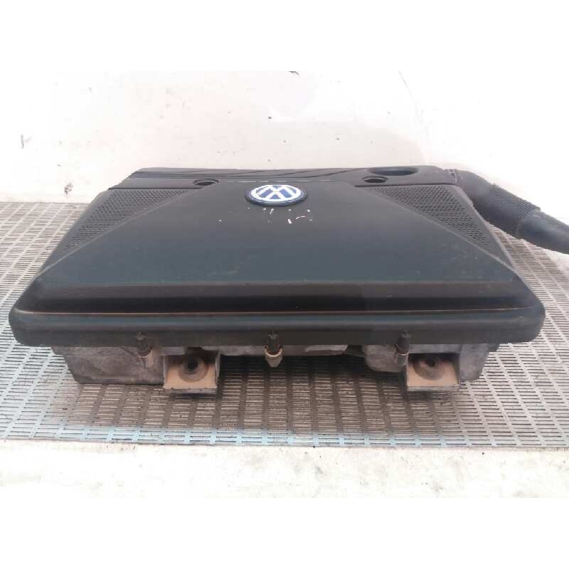 Recambio de filtro aire para volkswagen polo berlina (6n2) 1.0 referencia OEM IAM - Rojo 2