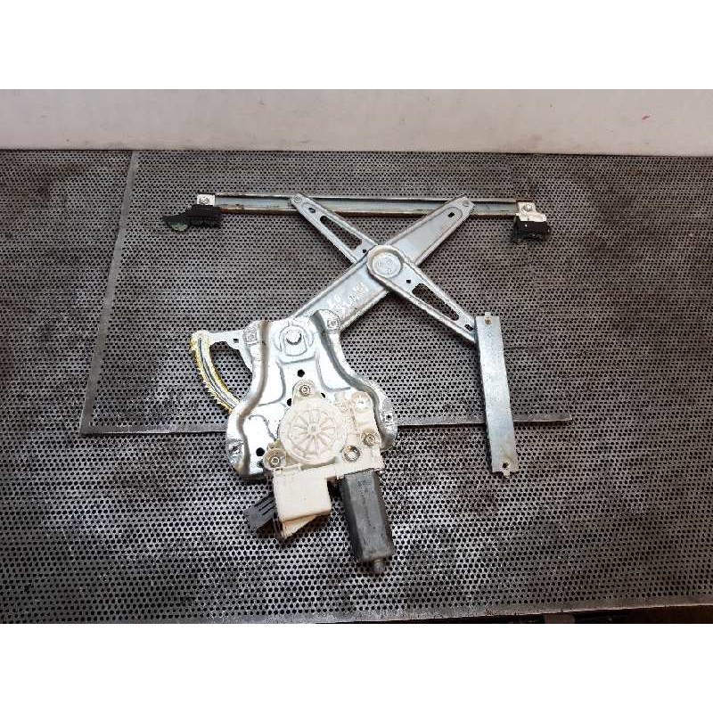 Recambio de elevalunas delantero izquierdo para toyota avensis wagon (t25) 2.0 d-4d executive referencia OEM IAM   