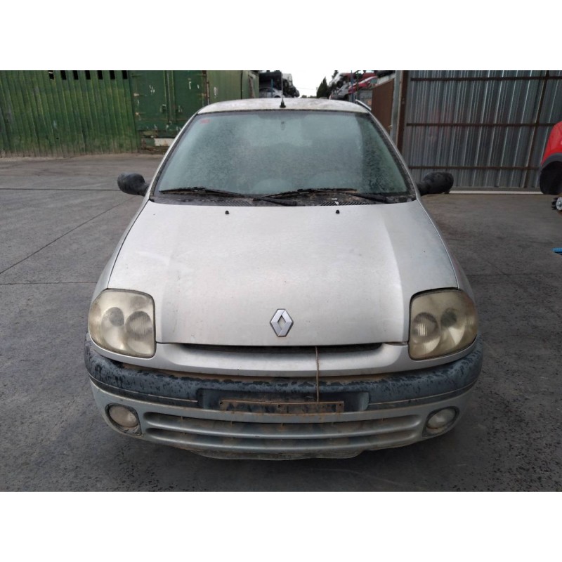 renault clio ii fase i (b/cbo) del año 2001