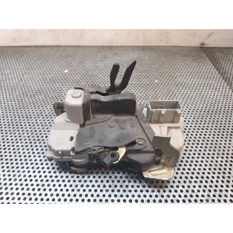 Recambio de cerradura puerta delantera izquierda para citroën xantia berlina referencia OEM IAM  84542 
