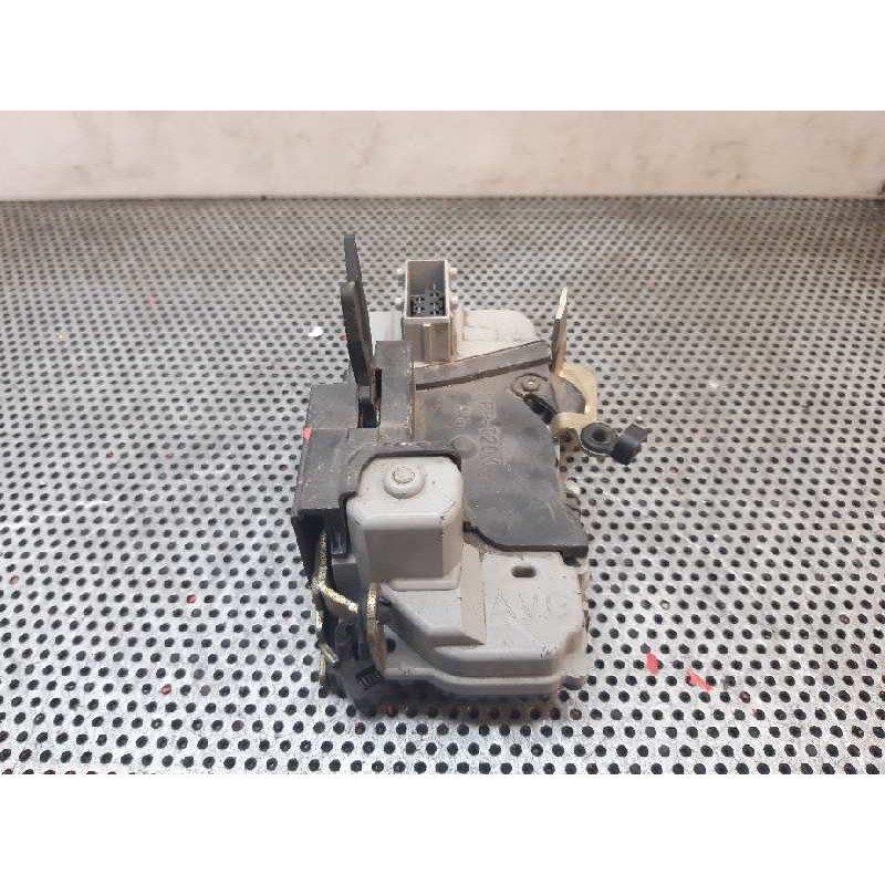 Recambio de cerradura puerta delantera izquierda para citroën xantia berlina referencia OEM IAM  84542 3