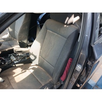 ASIENTO DELANTERO IZQUIERDO 