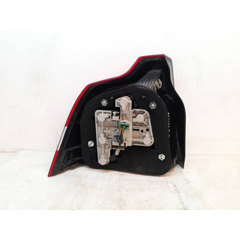 Recambio de piloto trasero derecho para volvo s40 berlina 1.6 d momentum referencia OEM IAM 28131220 3