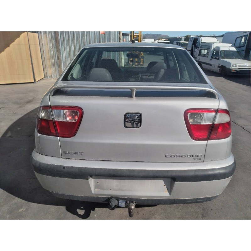 seat cordoba berlina (6k2) del año 2000