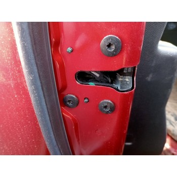 CERRADURA PUERTA DELANTERA IZQUIERDA 