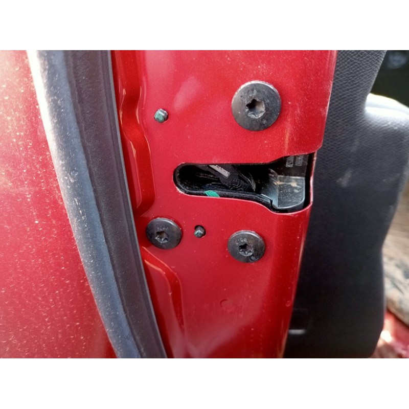 Recambio de cerradura puerta delantera izquierda para citroën c4 berlina feel pack referencia OEM IAM   