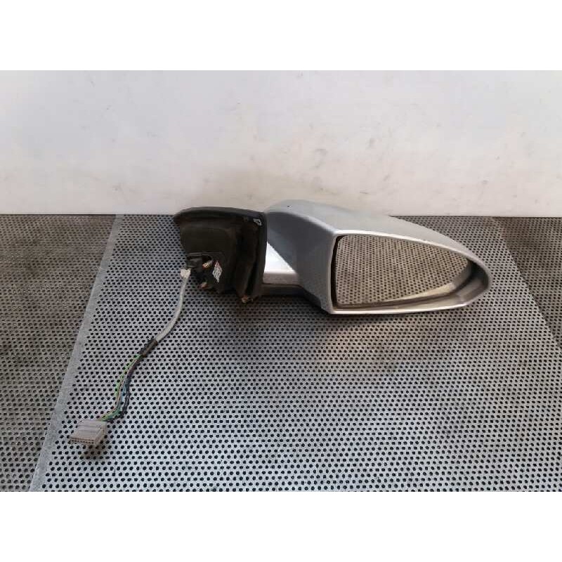 Recambio de retrovisor derecho para nissan primera berlina (p12) acenta referencia OEM IAM   