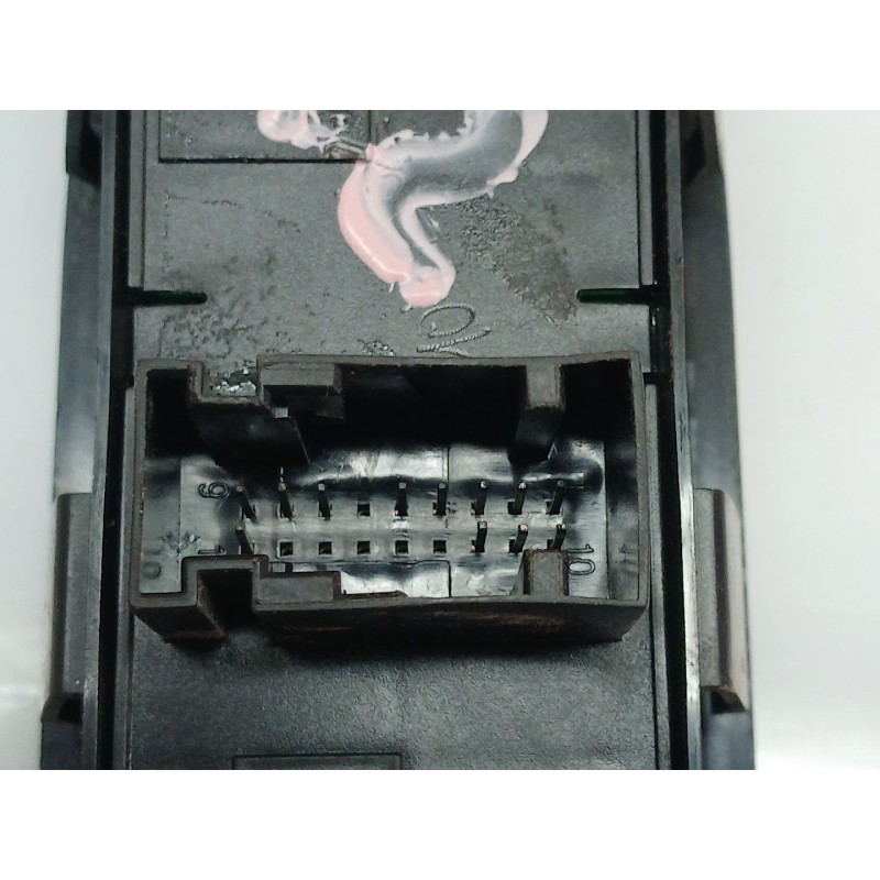 Recambio de mando elevalunas delantero izquierdo para citroën jumpy hdi 120 l2 familiar parcialo acristaldo (5/6 asientos) refer - Blanco 2