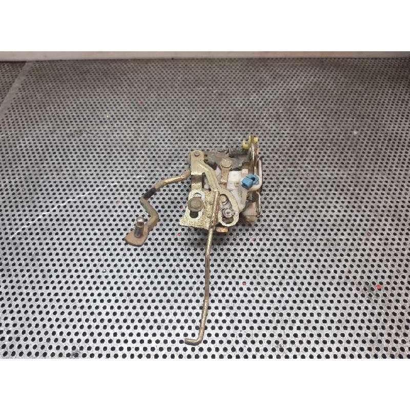 Recambio de cerradura puerta delantera derecha para hyundai h 1 referencia OEM IAM  84544 5