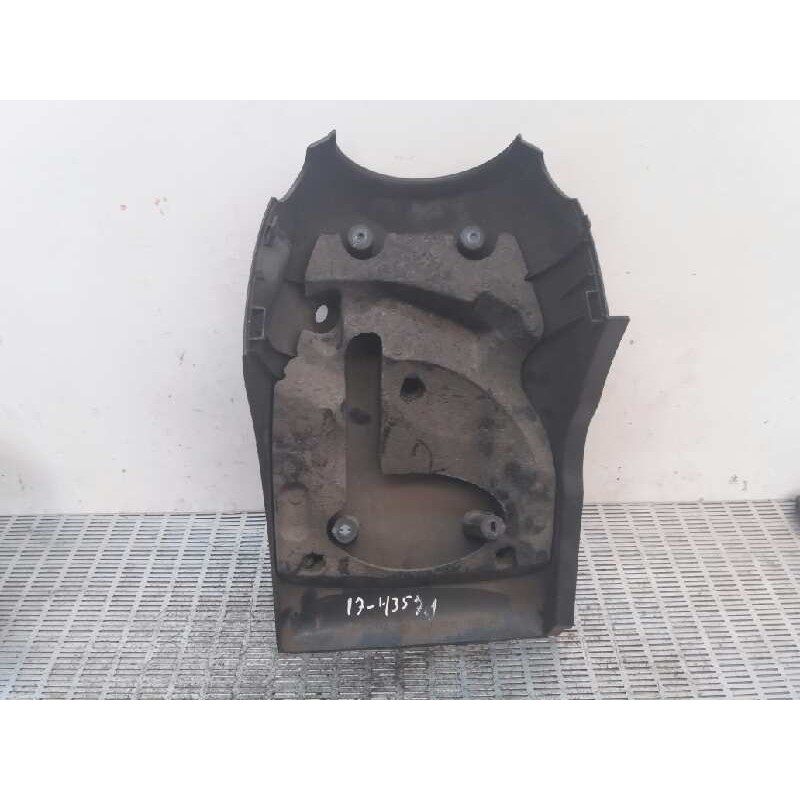 Recambio de tapa volante inferior para fiat punto berlina (188) 1.2 cat referencia OEM IAM - Blanco 2