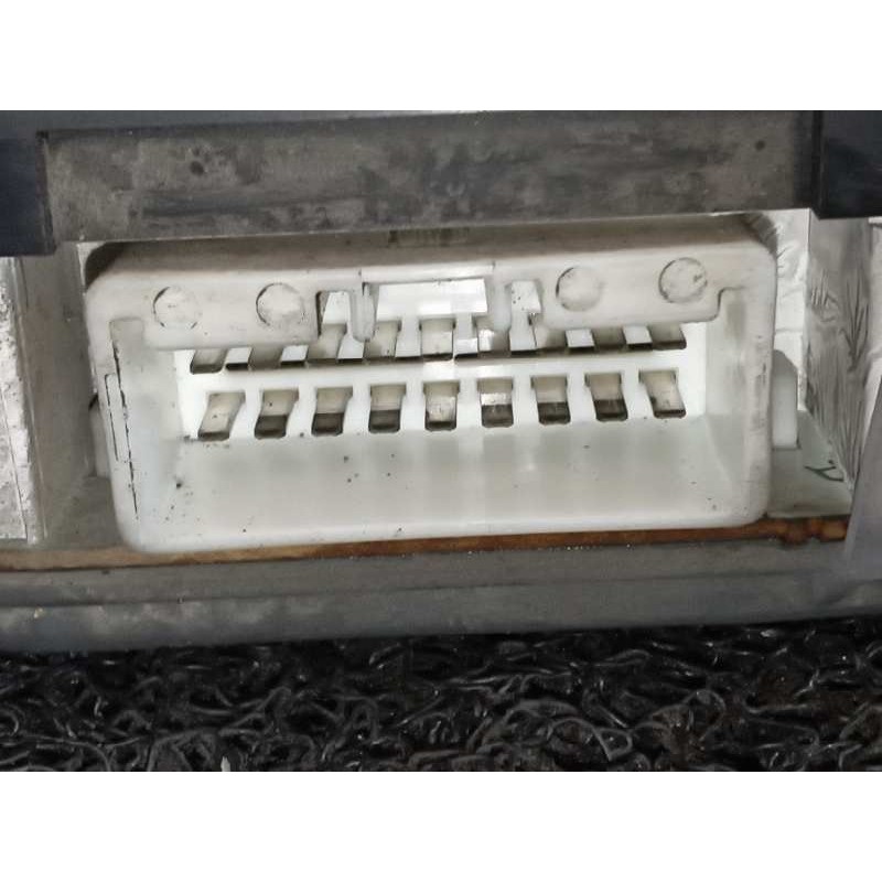 Recambio de cuadro instrumentos para mazda 323 berlina f/s (bj) 2.0 td f exclusive referencia OEM IAM 90218 - Blanco 4