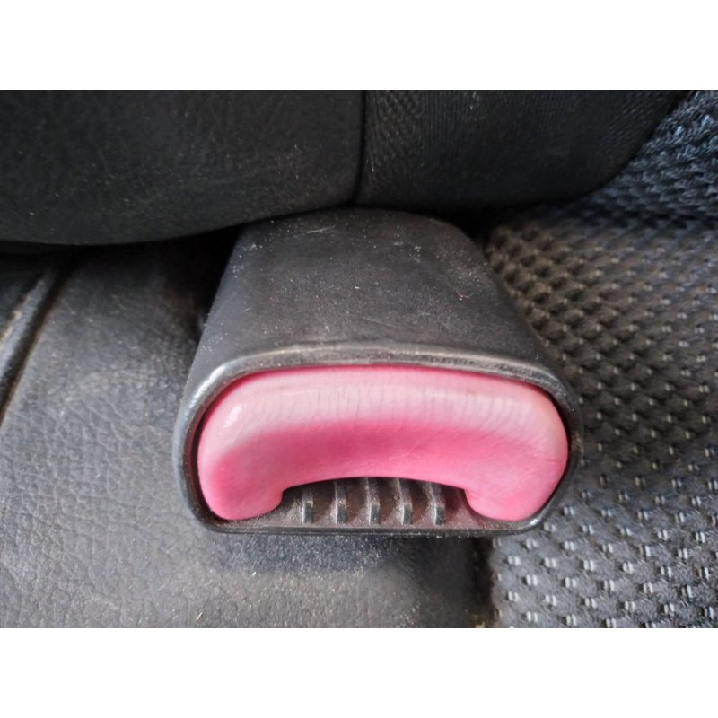 Recambio de enganche cinturon trasero izquierdo para chevrolet epica ltx referencia OEM IAM - Gris 2