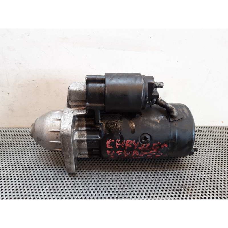 Recambio de motor arranque para chrysler voyager (es) 2.5 turbodiesel referencia OEM IAM 0001216125 105913 BOSCH