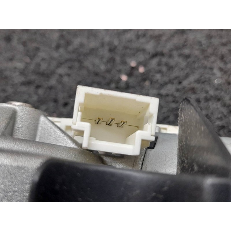Recambio de motor limpia trasero para peugeot 308 sport referencia OEM IAM 9680477480 53031812 VALEO 4