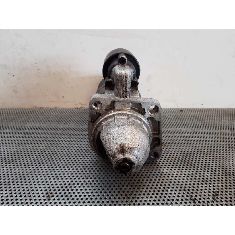 Recambio de motor arranque para chrysler voyager (es) 2.5 turbodiesel referencia OEM IAM 0001216125 105913 BOSCH 3