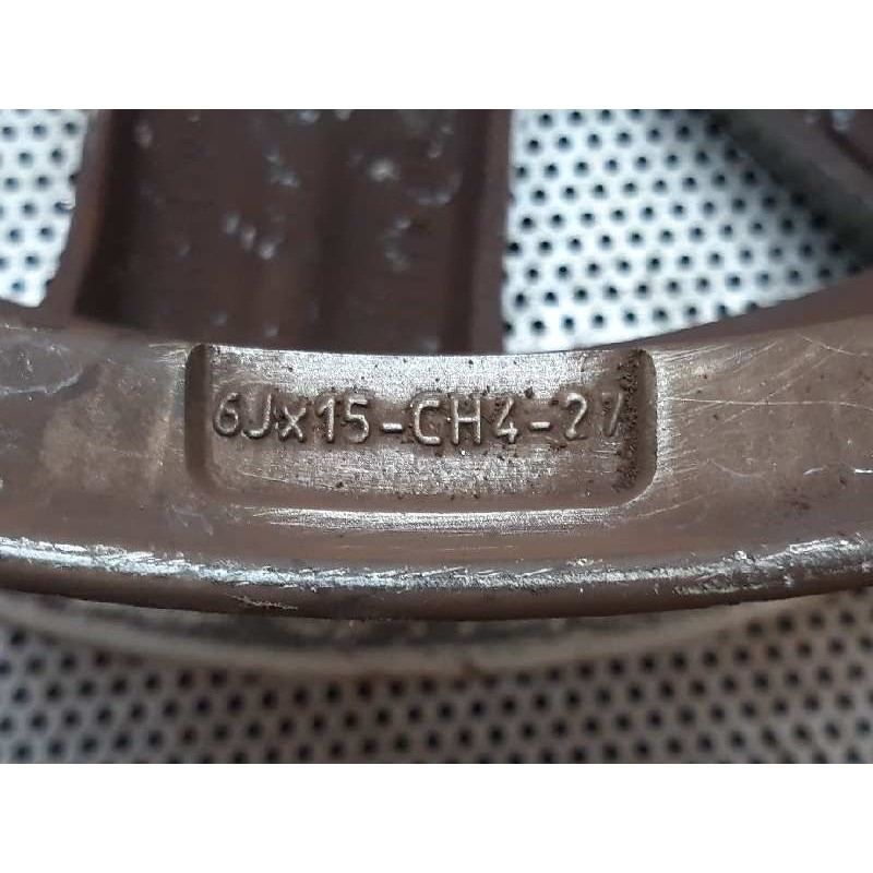Recambio de llanta para citroën c3 pluriel 1.4 referencia OEM IAM 6JX15CH4-24 2