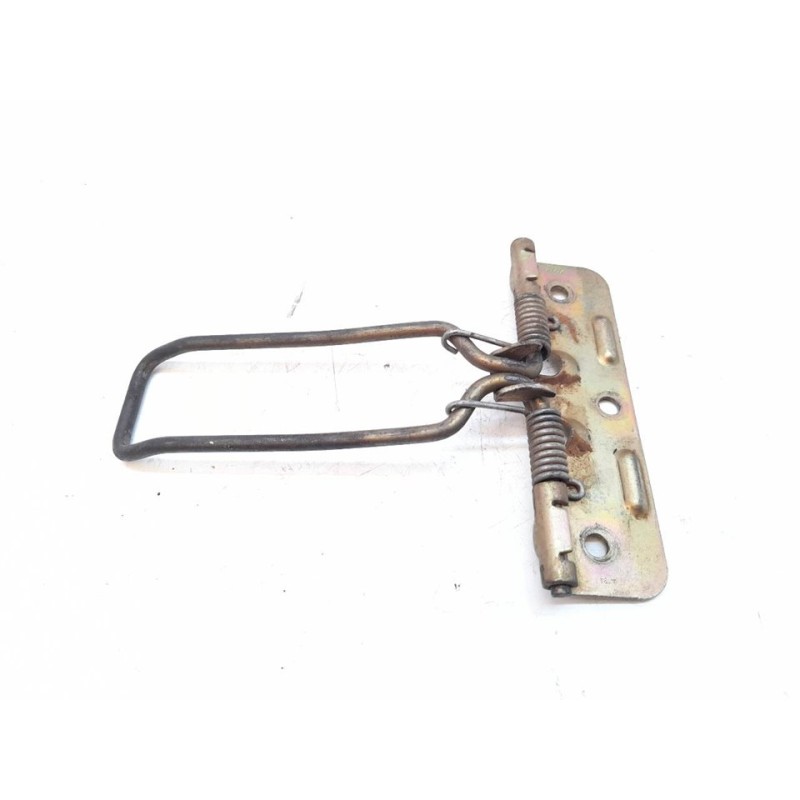 Recambio de retenedor puerta trasera derecha para renault master combi desde ´98 referencia OEM IAM   