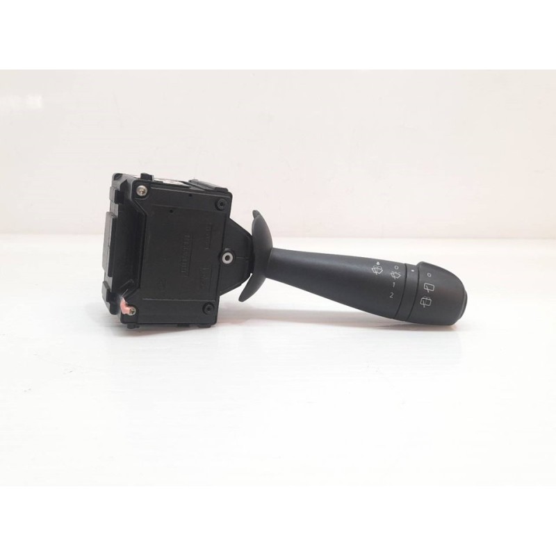 Recambio de mando limpia para dacia sandero stepway referencia OEM IAM E1109568  