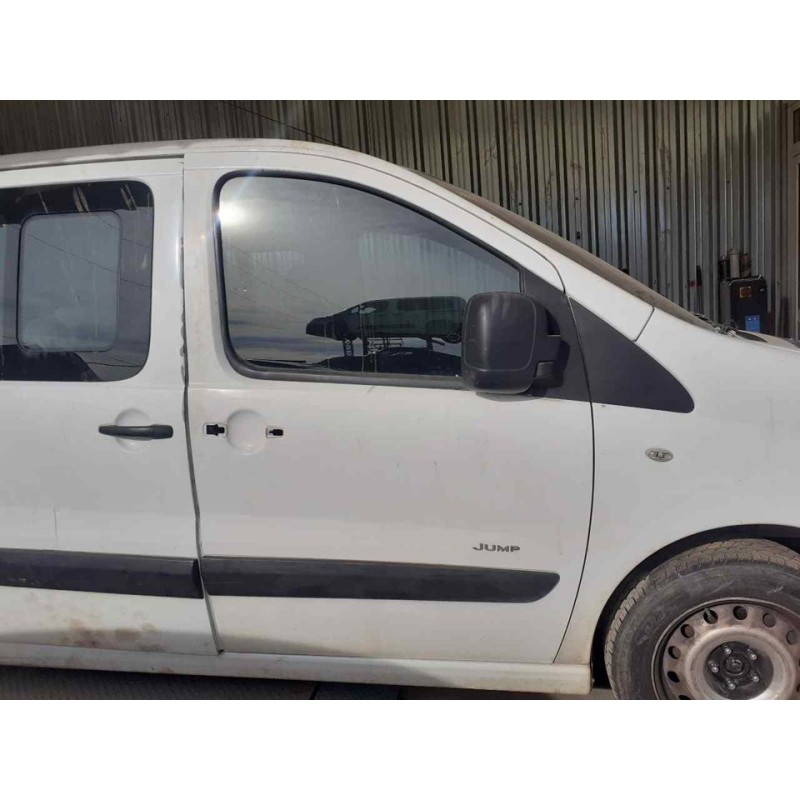 Recambio de puerta delantera derecha para citroën jumpy hdi 120 l2 familiar parcialo acristaldo (5/6 asientos) referencia OEM IA - Blanco