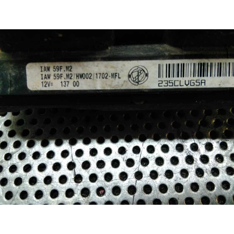 Recambio de centralita motor uce para fiat punto berlina (188) 1.2 8v referencia OEM IAM 235CLVG5A 6160038904 - Blanco 3