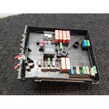 CAJA RELES / FUSIBLES 1K0937125 