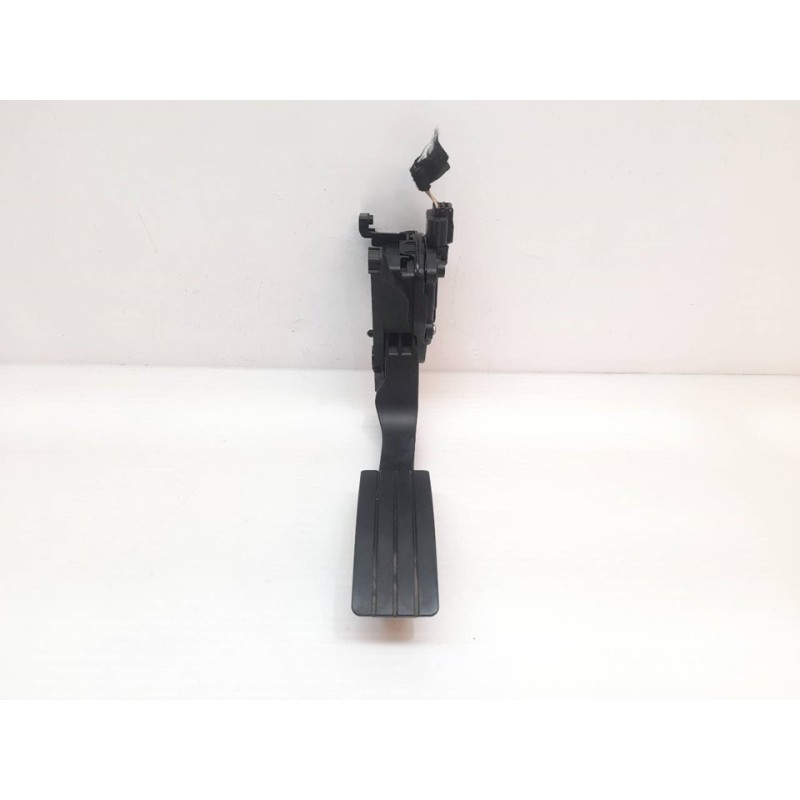 Recambio de potenciometro pedal para dacia sandero stepway referencia OEM IAM 180022703R  