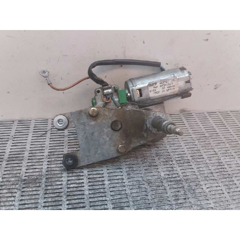 Recambio de motor limpia trasero para opel astra f caravan 1.6 16v referencia OEM IAM 90341913 403751 - Blanco 2