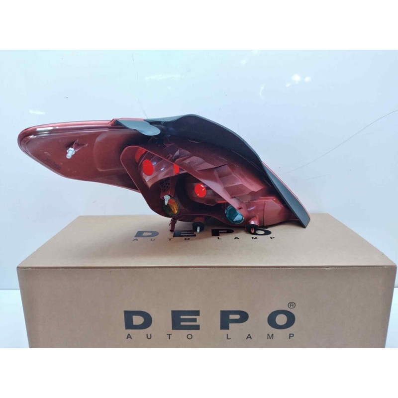 Recambio de piloto trasero derecho para peugeot 308 confort referencia OEM IAM 16547502 3