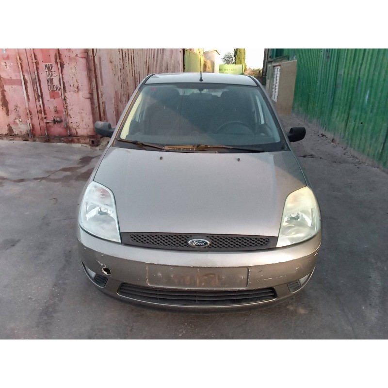 ford fiesta (cbk) del año 2004