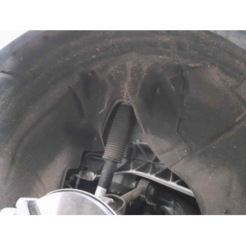 PASO RUEDA TRASERO DERECHO 