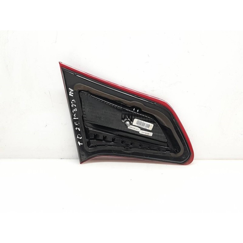 Recambio de piloto trasero derecho interior para citroën c4 lim. seduction referencia OEM IAM 9672155480 - Blanco 2