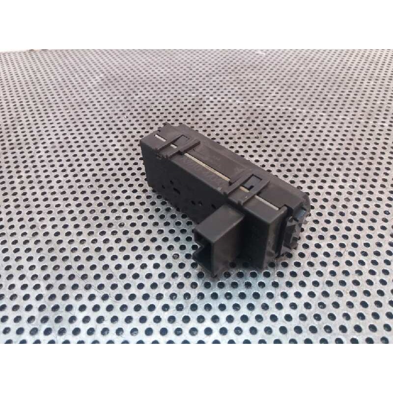 Recambio de reloj multifuncion para toyota prius (nhw20) sol referencia OEM IAM 8391047040 - Blanco 3