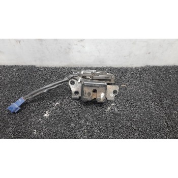 CERRADURA MALETERO / PORTON 