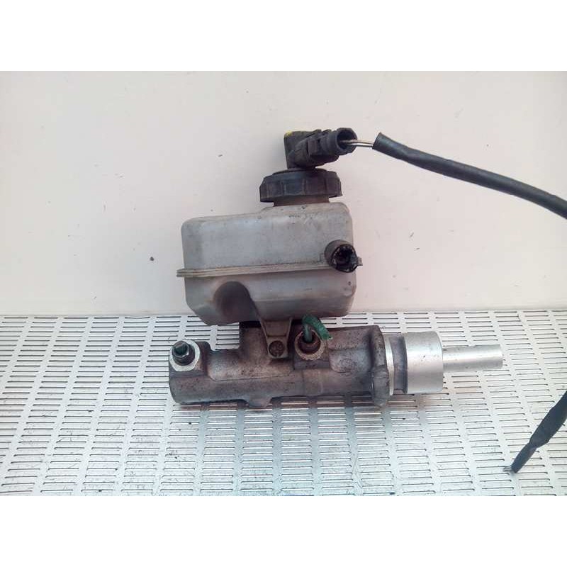 Recambio de bomba freno para renault master ii phase 2 combi 2.5 diesel referencia OEM IAM 25175878  BOSH
