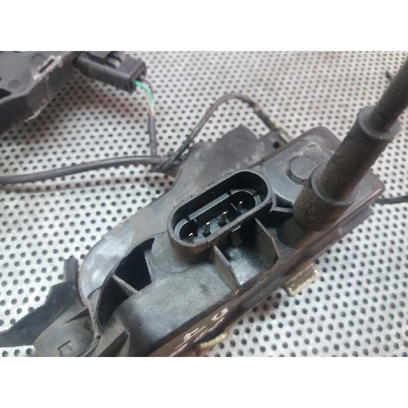 Recambio de cerradura puerta delantera izquierda para renault laguna ii grandtour (kg0) privilege luxe referencia OEM IAM 3