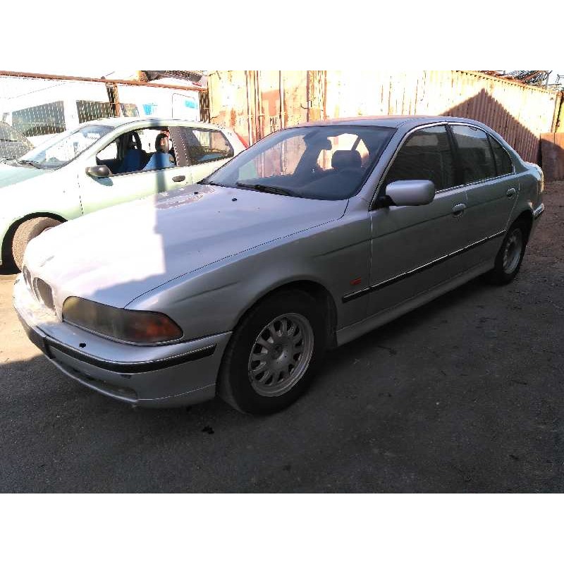 bmw serie 5 berlina (e39) del año 2000