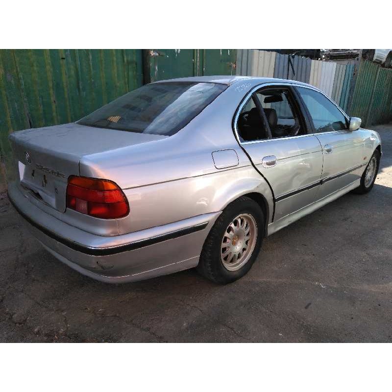 bmw serie 5 berlina (e39) del año 2000