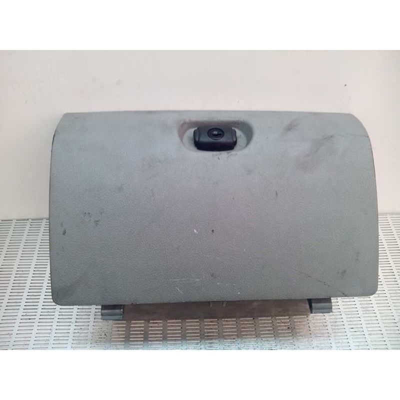 Recambio de guantera para renault master ii phase 2 combi 2.5 diesel referencia OEM IAM   