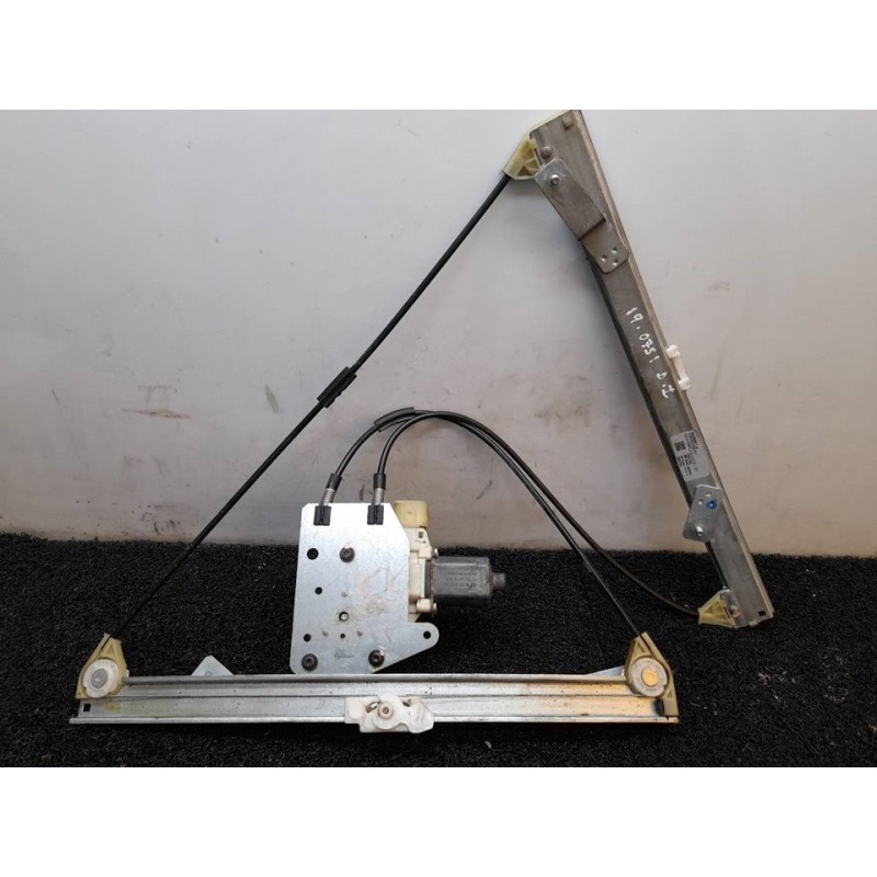 Recambio de elevalunas delantero izquierdo para ford mondeo ber. (ca2) titanium referencia OEM IAM 6M2114A389B  