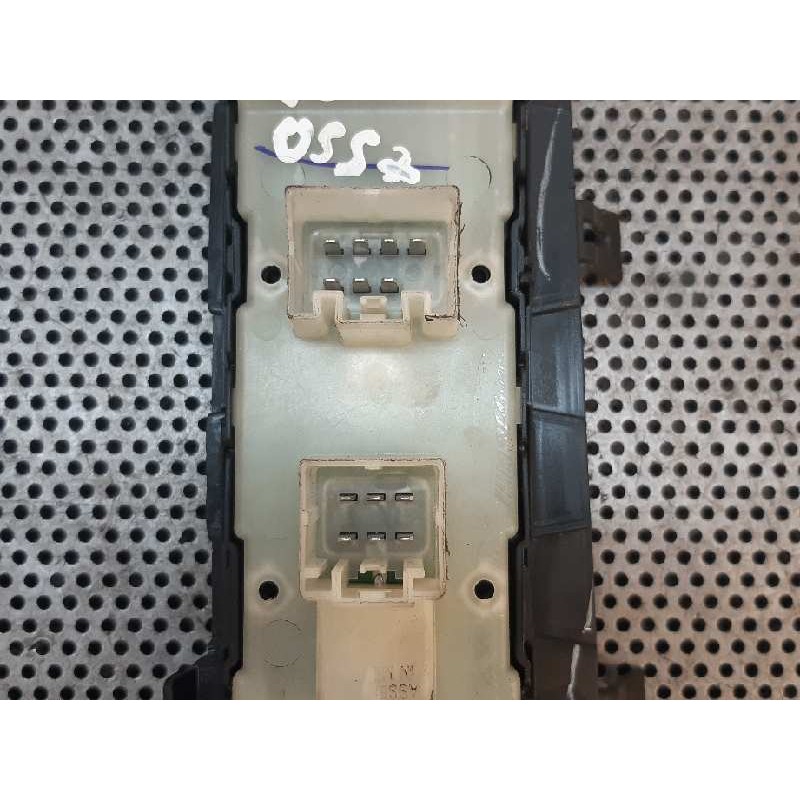 Recambio de mando elevalunas delantero izquierdo para chrysler jeep compass limited plus 4x2 referencia OEM IAM 04602780AA - Rojo 2