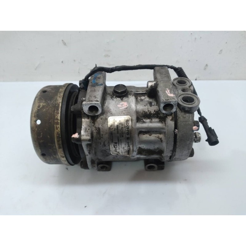 Recambio de compresor aire acondicionado para chrysler voyager (gs) 2.5 turbodiesel referencia OEM IAM 04677344C 7977 SANDEN