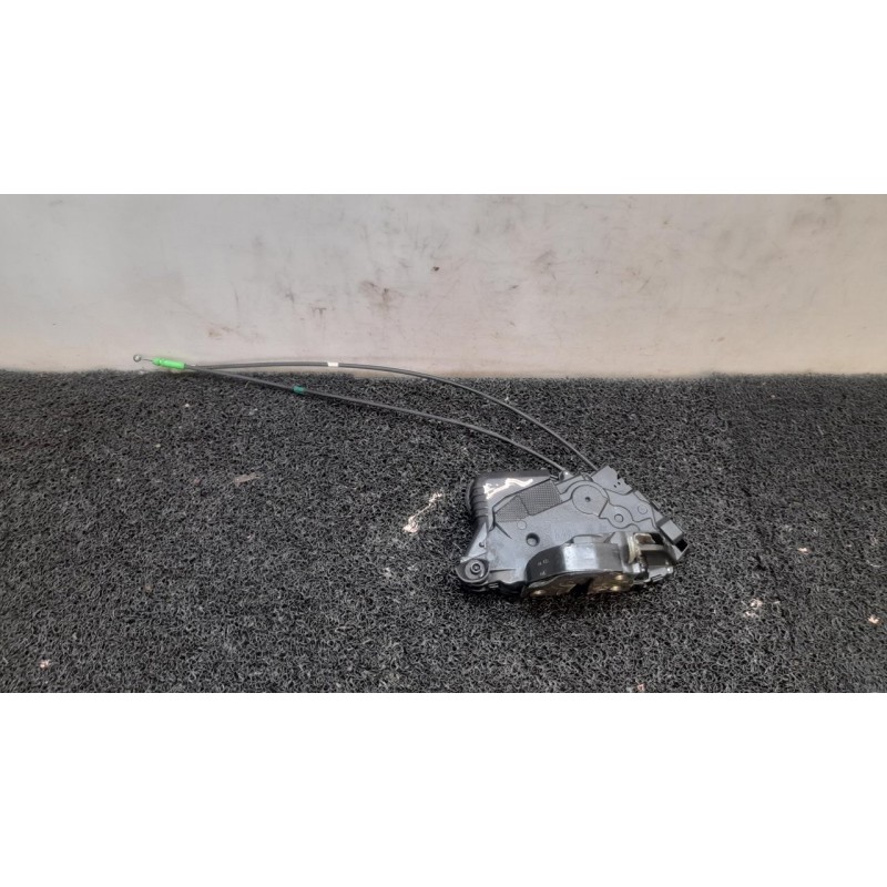 Recambio de cerradura puerta delantera derecha para toyota prius (nhw20) sol referencia OEM IAM - Blanco 2
