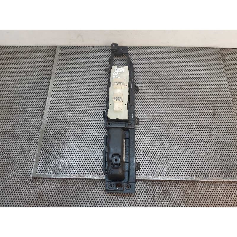 Recambio de mando elevalunas delantero izquierdo para chrysler jeep compass limited plus 4x2 referencia OEM IAM 04602780AA - Rojo 4