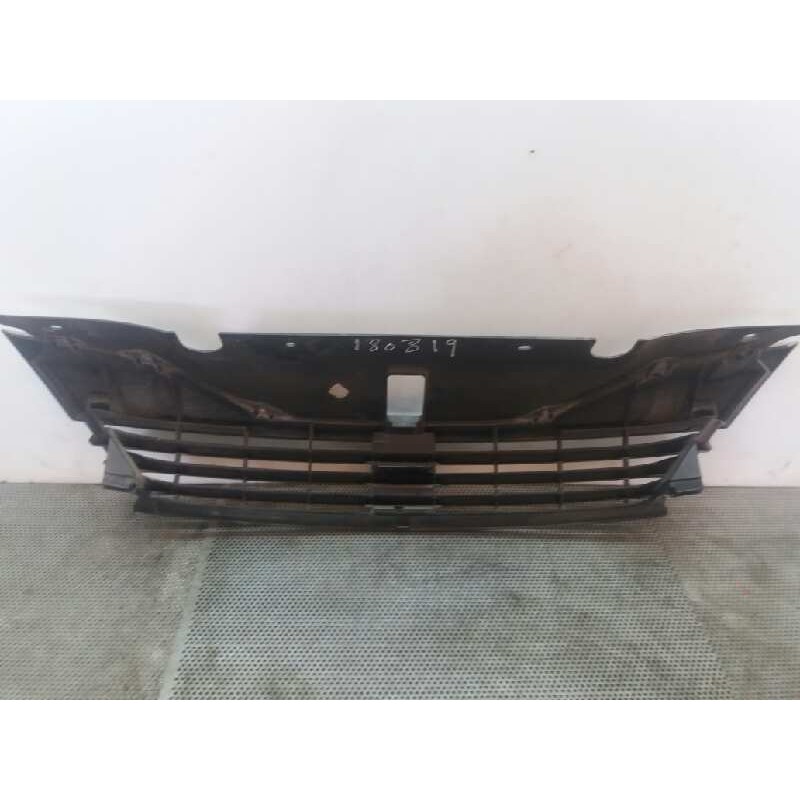 Recambio de rejilla delantera para renault laguna ii grandtour (kg0) privilege luxe referencia OEM IAM 2