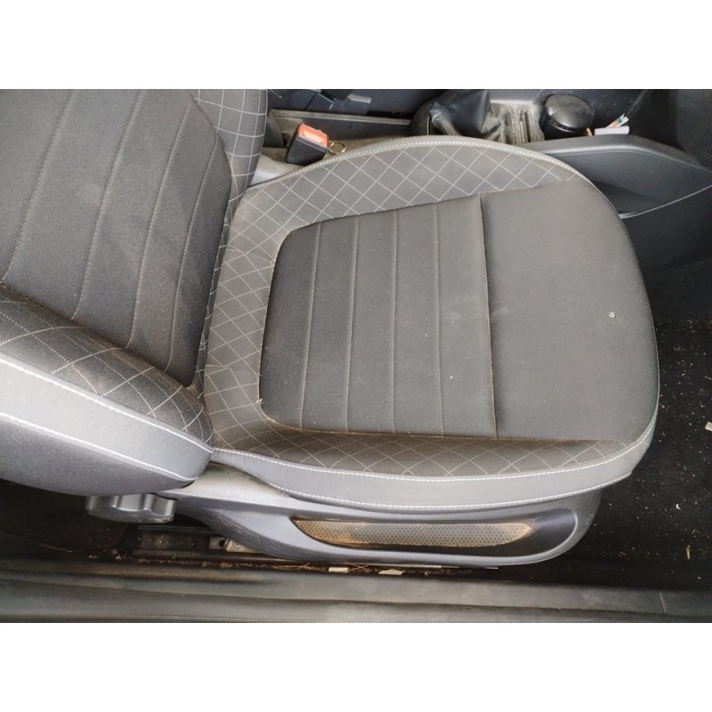 Recambio de asiento delantero derecho para skoda fabia ambition plus referencia OEM IAM - Blanco 6